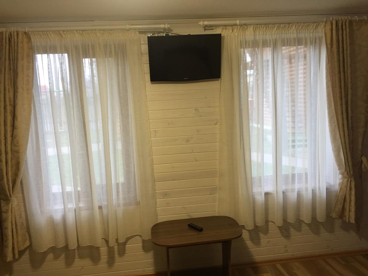 Podilskii Dvir Yakushintsy Luaran gambar