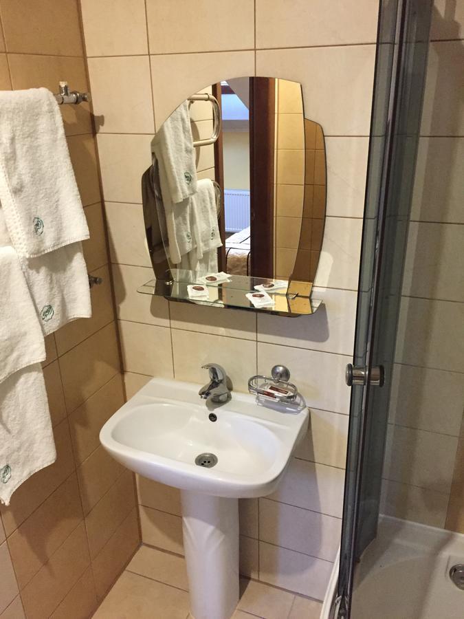 Podilskii Dvir Yakushintsy Luaran gambar