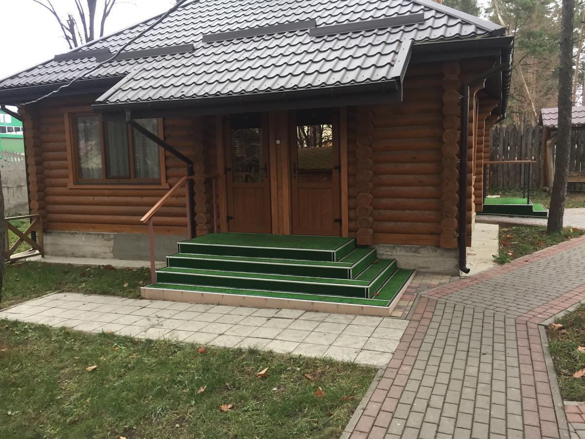 Podilskii Dvir Yakushintsy Luaran gambar