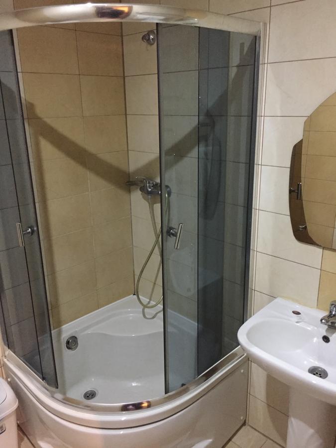 Podilskii Dvir Yakushintsy Luaran gambar