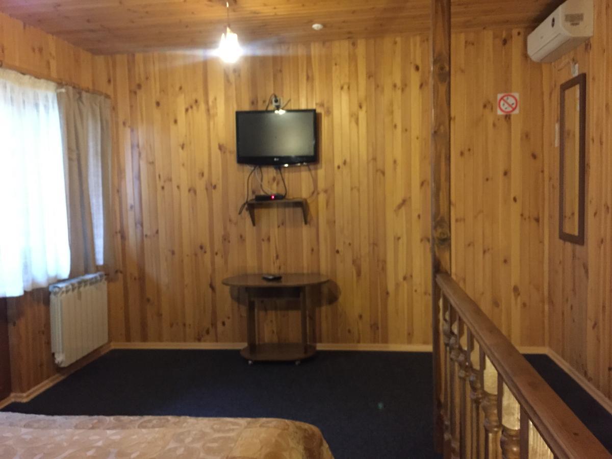 Podilskii Dvir Yakushintsy Luaran gambar